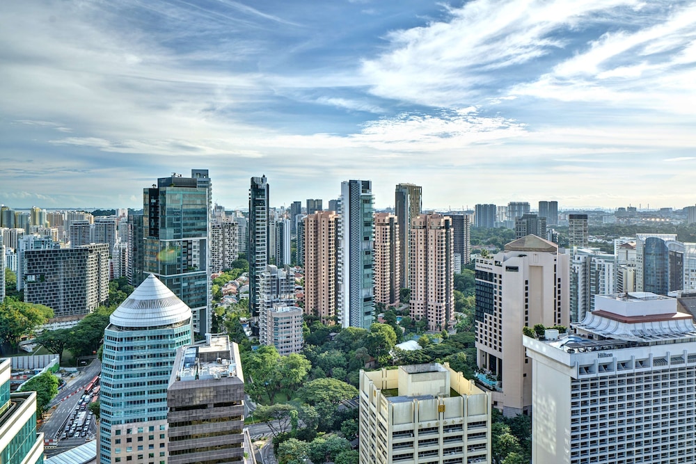 YOTEL Singapore, Select by Hilton 45/49