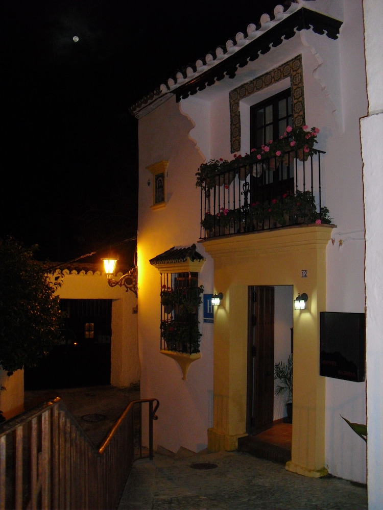 Hotel Ronda 4/24