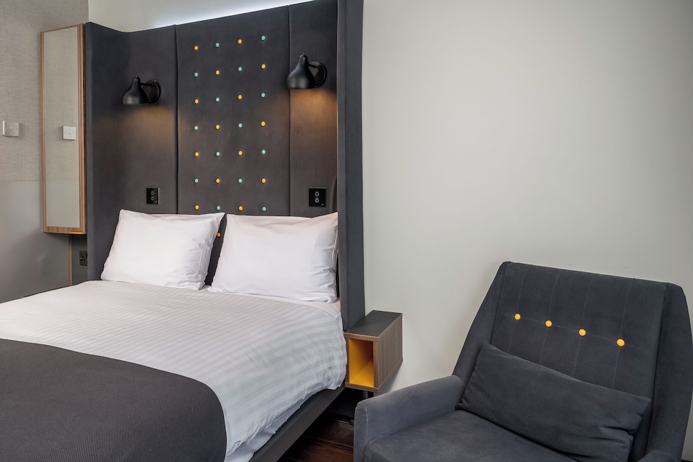 Point A Hotel Edinburgh Haymarket 22/50