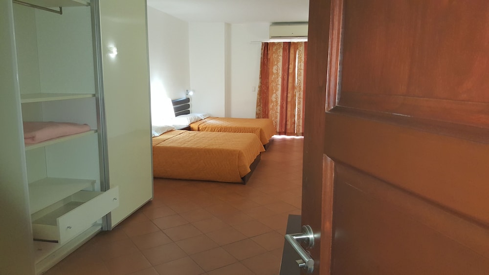 RDG Hotel 18/60