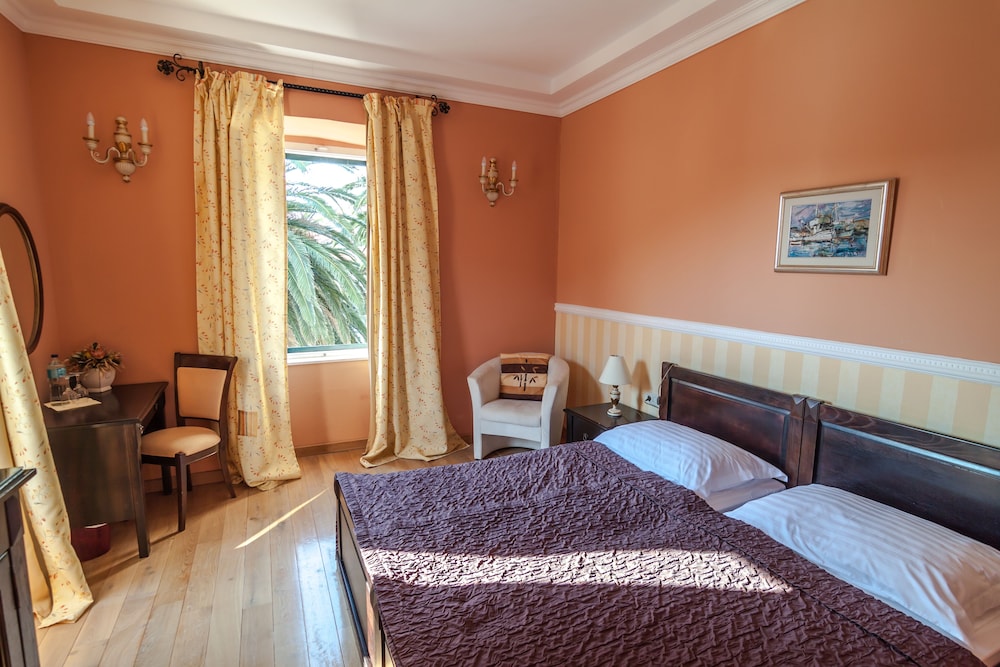 Villa Pattiera 10/43