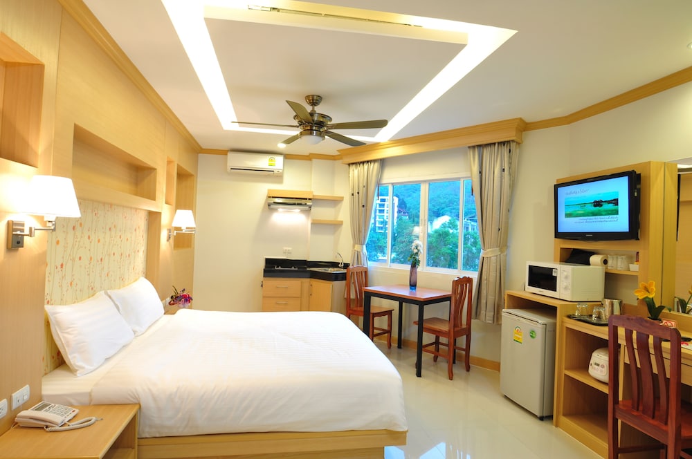 Green Harbor Hotel And Service Apartment 24/67