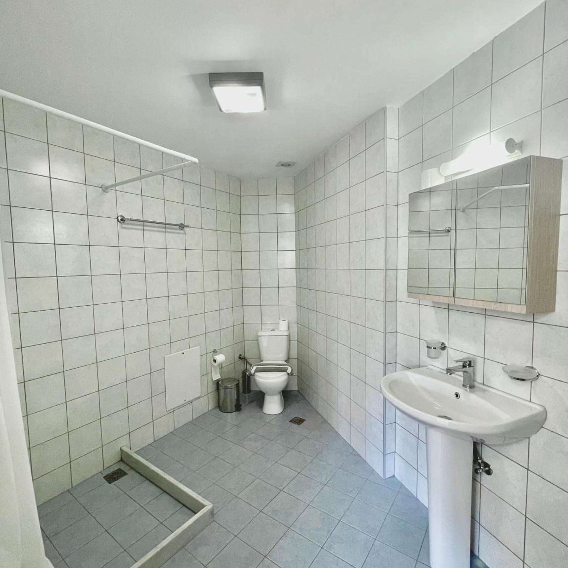 Melissa Hotel 43/46