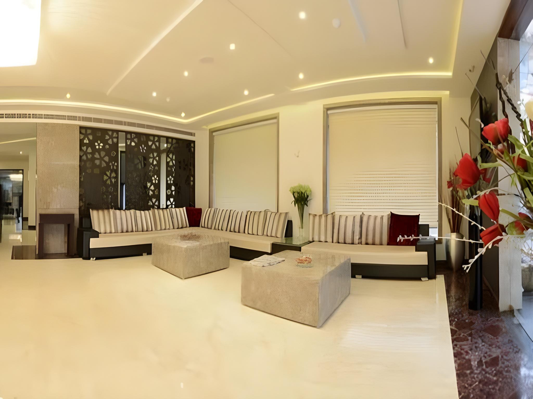 Taj Vilas 36/60