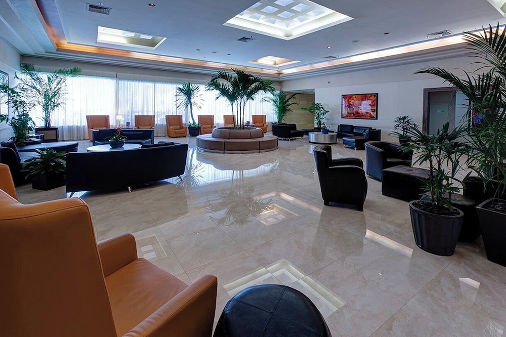 Holiday Inn Port of Miami Downtown Hotel 49/73