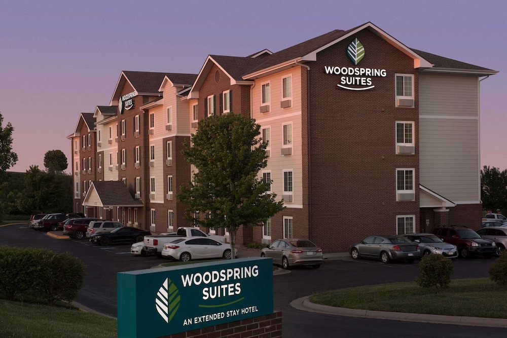 WoodSpring Suites Kansas City Lenexa 1/26