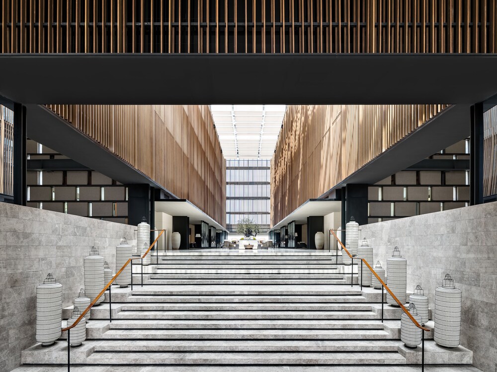 The Lalu Nanjing 34/41