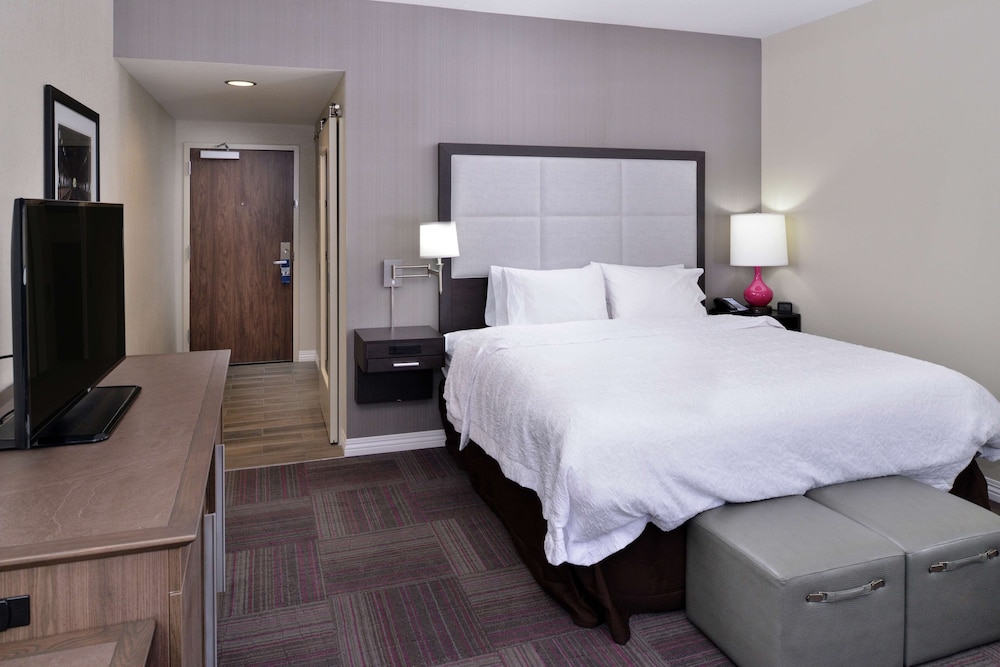 Hampton Inn Leavenworth 8/42