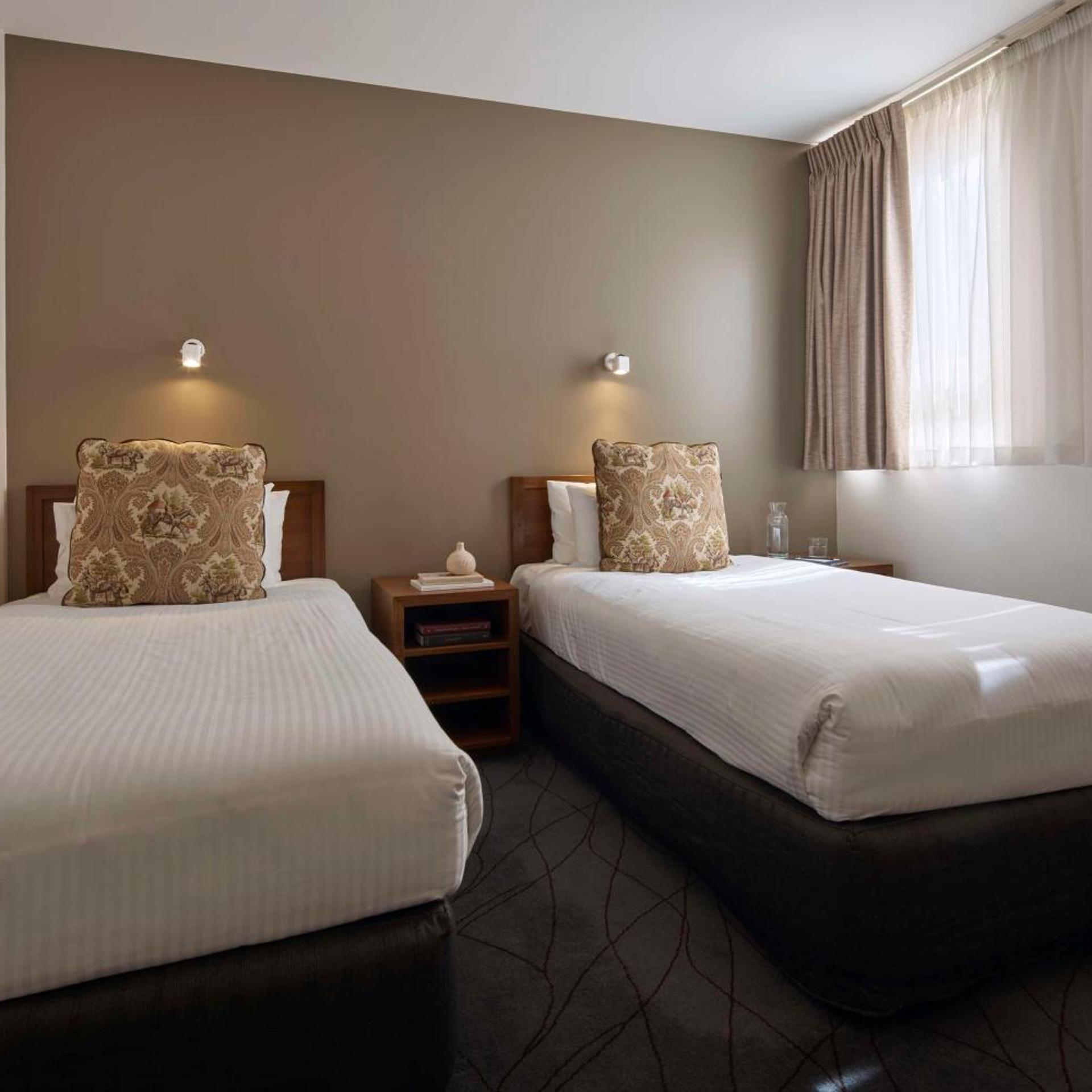 Heritage, Single Bed