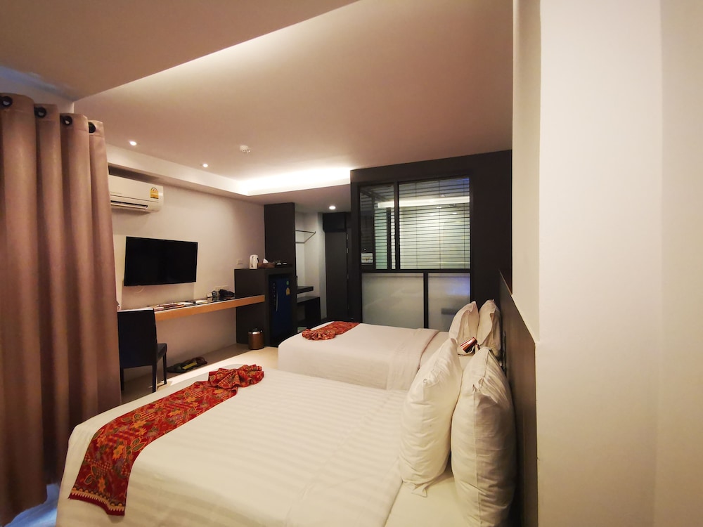 Mandy Nok Hotel 16/46