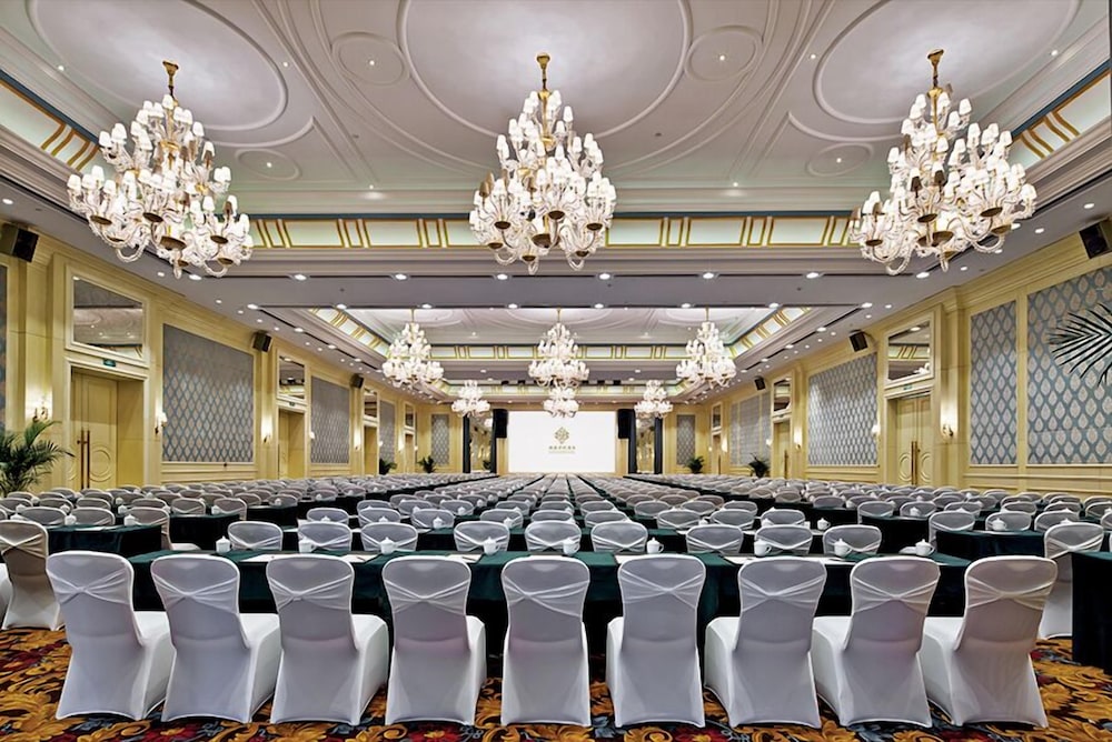 Yinxin Century Hotel 19/25