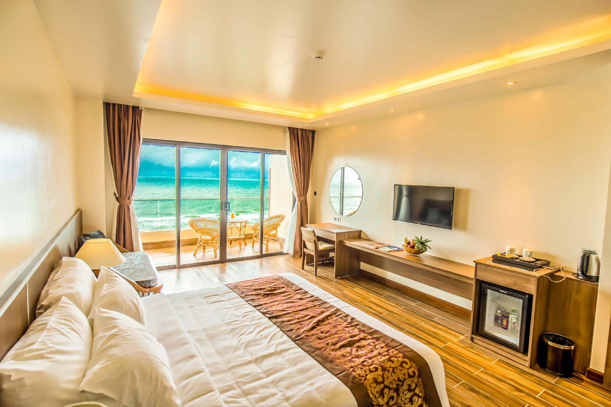 Superior, Double Bed, Sea View