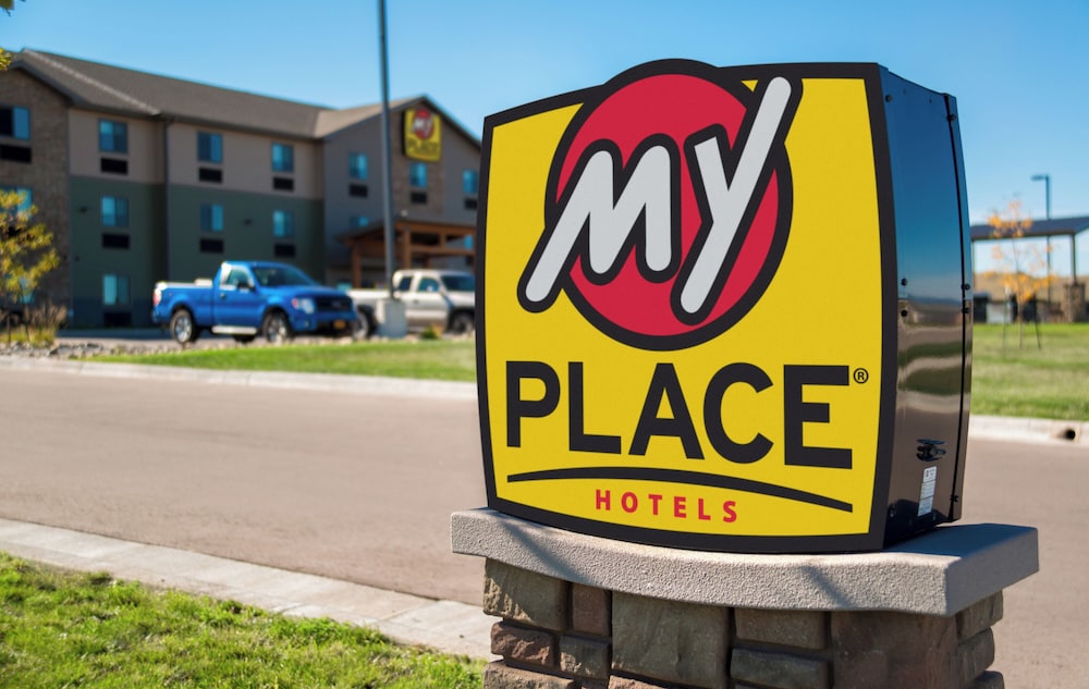 My Place Hotel Rapid City 35/44