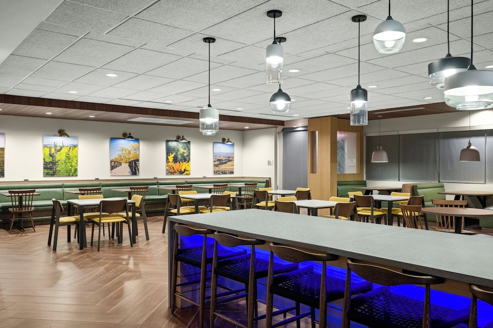 Fairfield Inn & Suites Livermore 8/19
