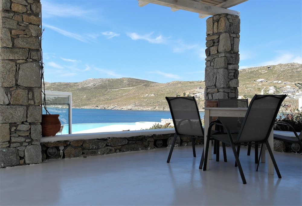 Mykonos Pantheon 30/50
