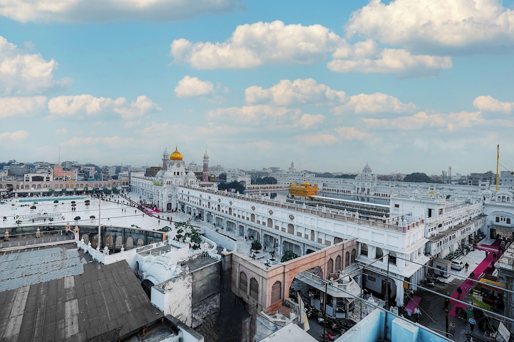 Csjs Inn By Krishna Group Of Hotels 48/50
