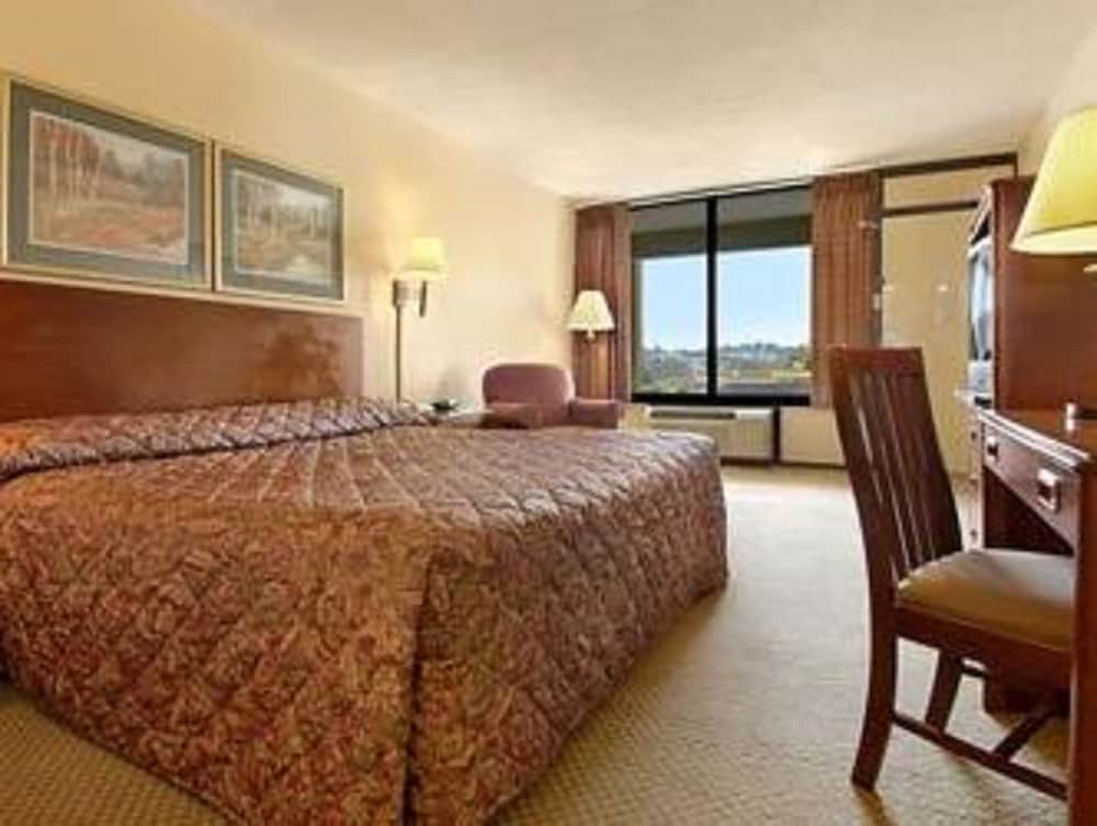 Inn of Loudon 16/40