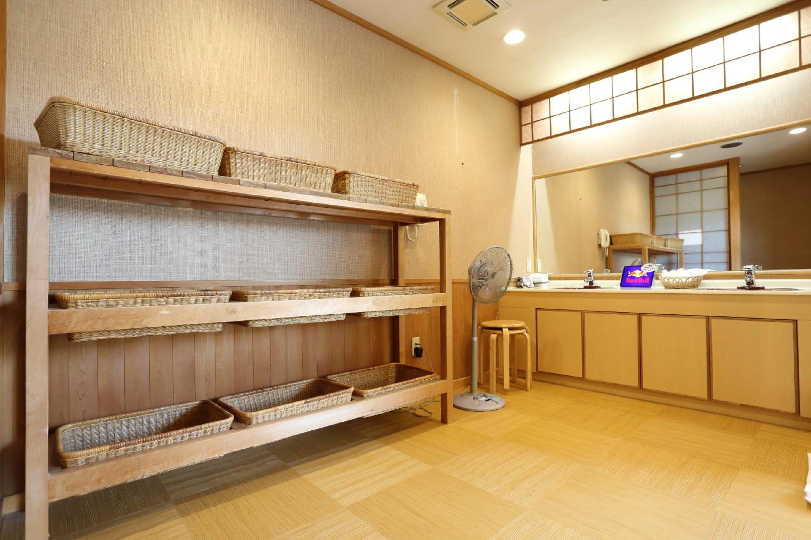 Hotel Castle Inn Suzuka Chuo 33/49
