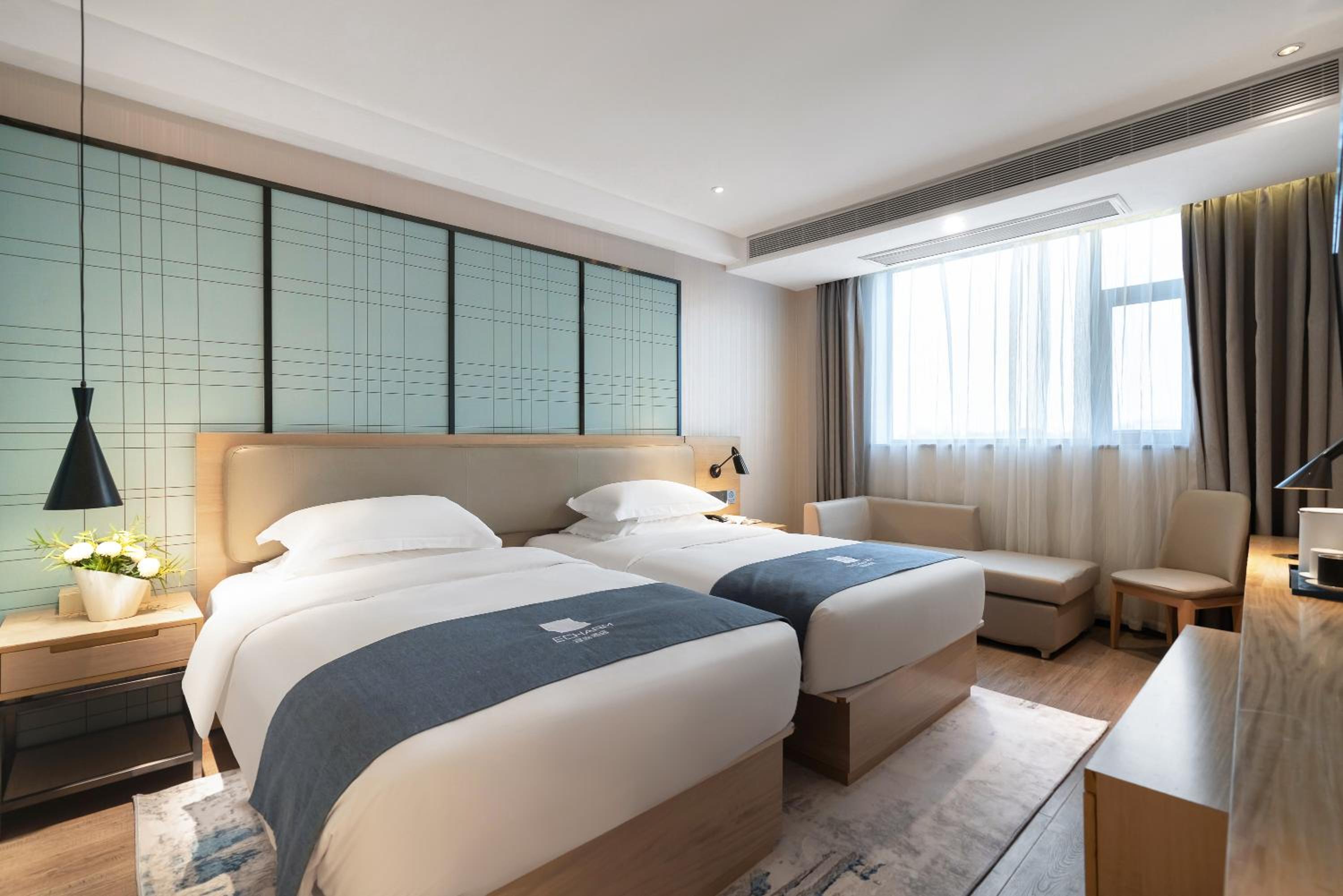 Echarm Hotel (Xiamen Airport Huojuyuan Metro Station) 22/76