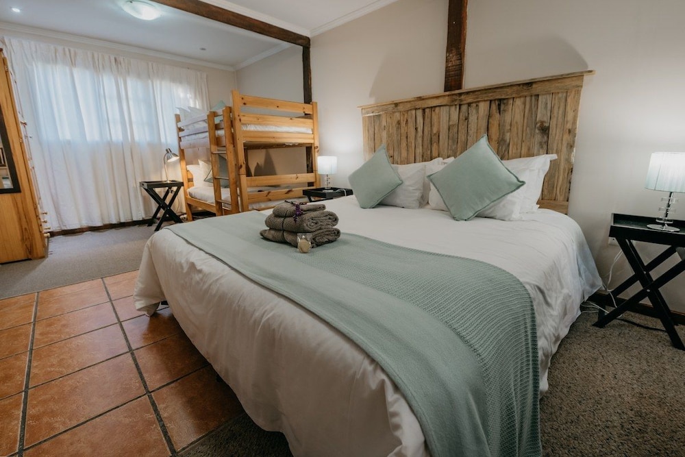 The Village Lodge 7/50