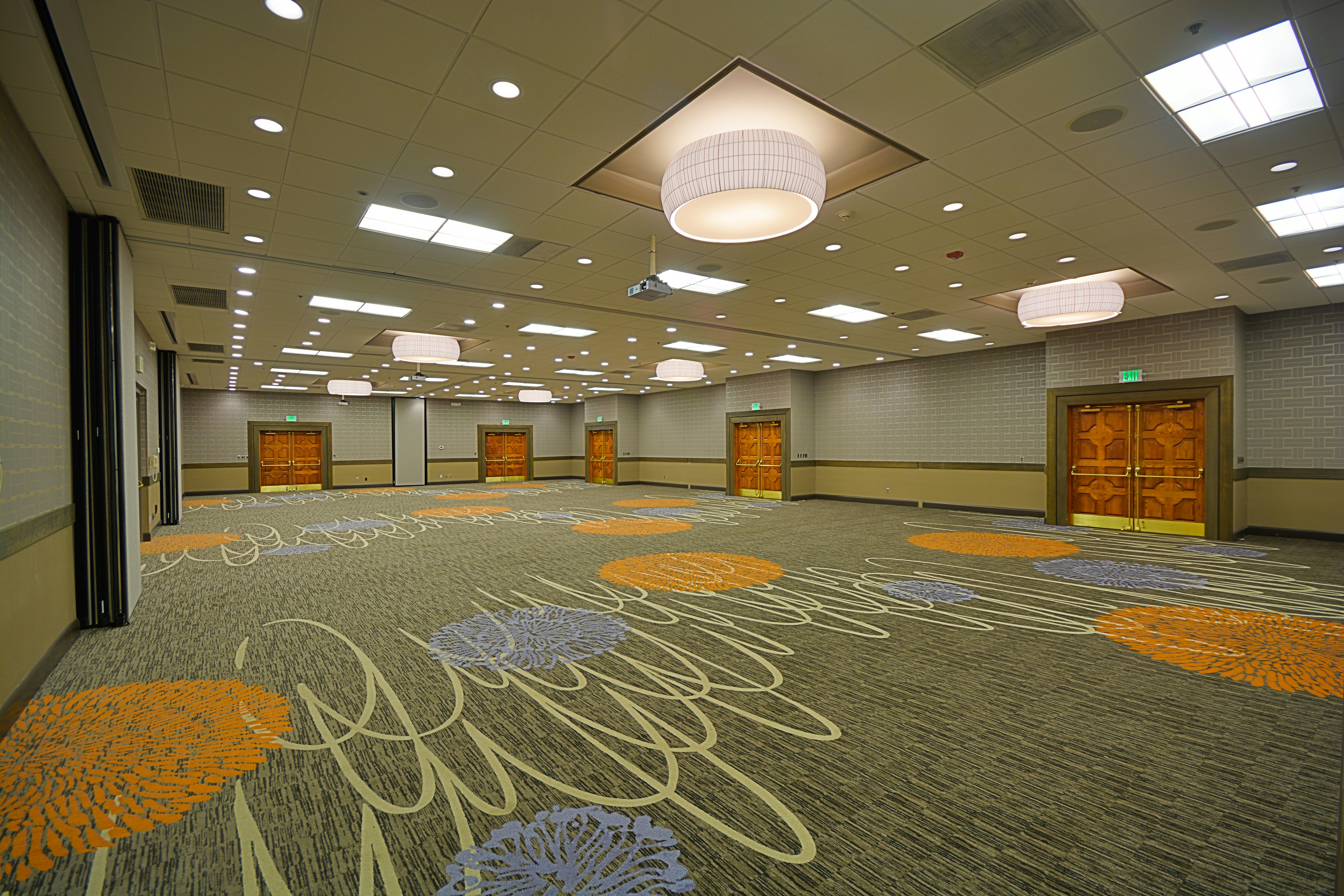 Embassy Suites by Hilton Denver Central Park 21/21
