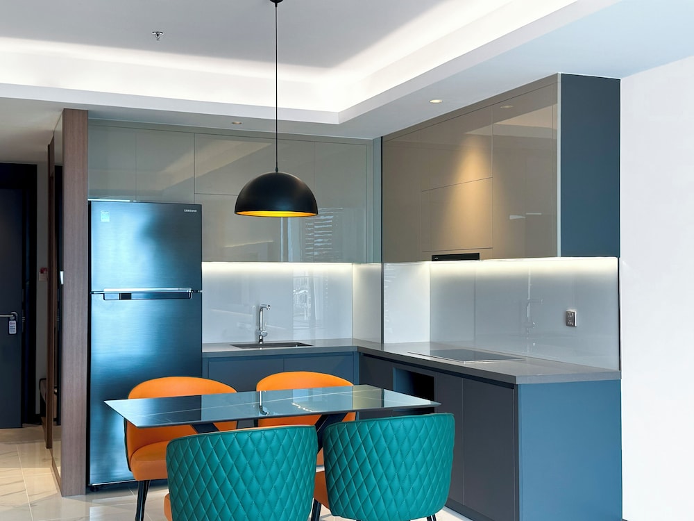 Centre Point Danang Hotel & Residence 40/47