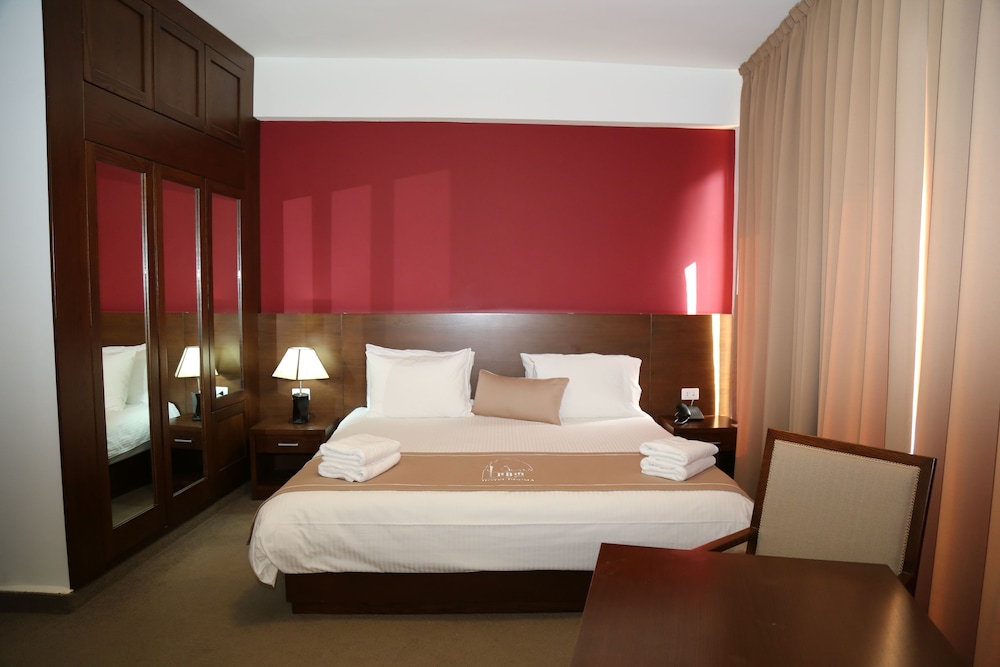 Douma Hotel 14/59