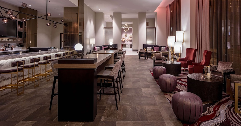 Embassy Suites By Hilton Minneapolis Downtown Hotel 51/62