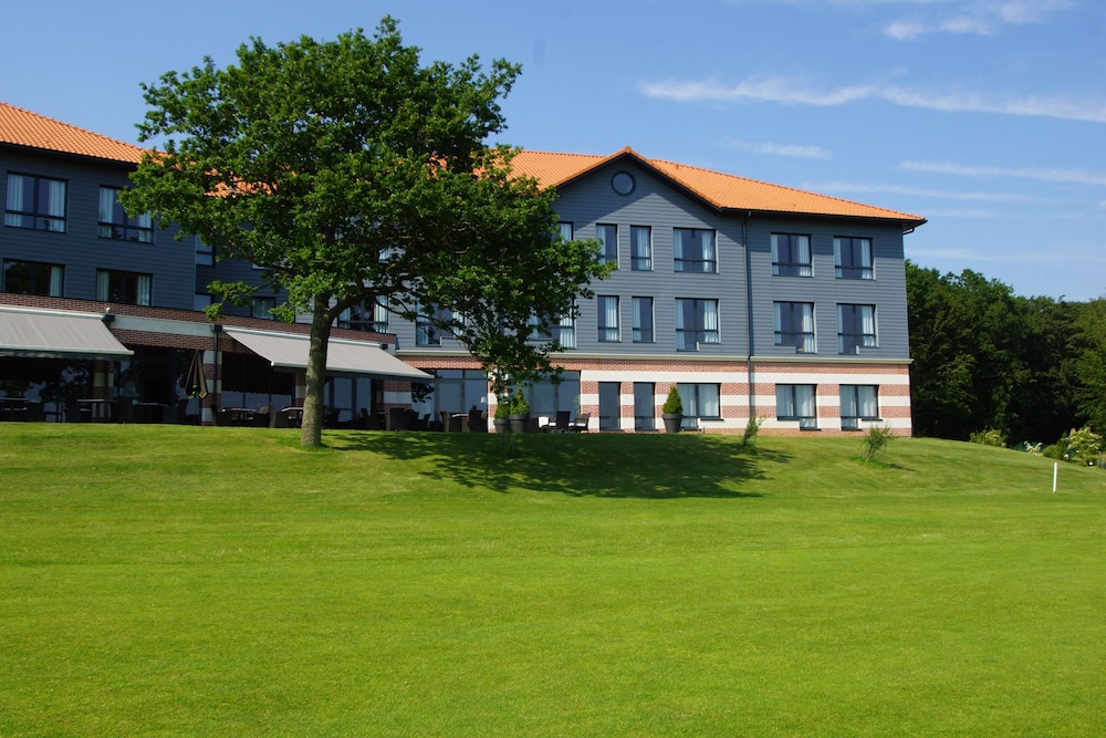 Hotel du Golf 31/34