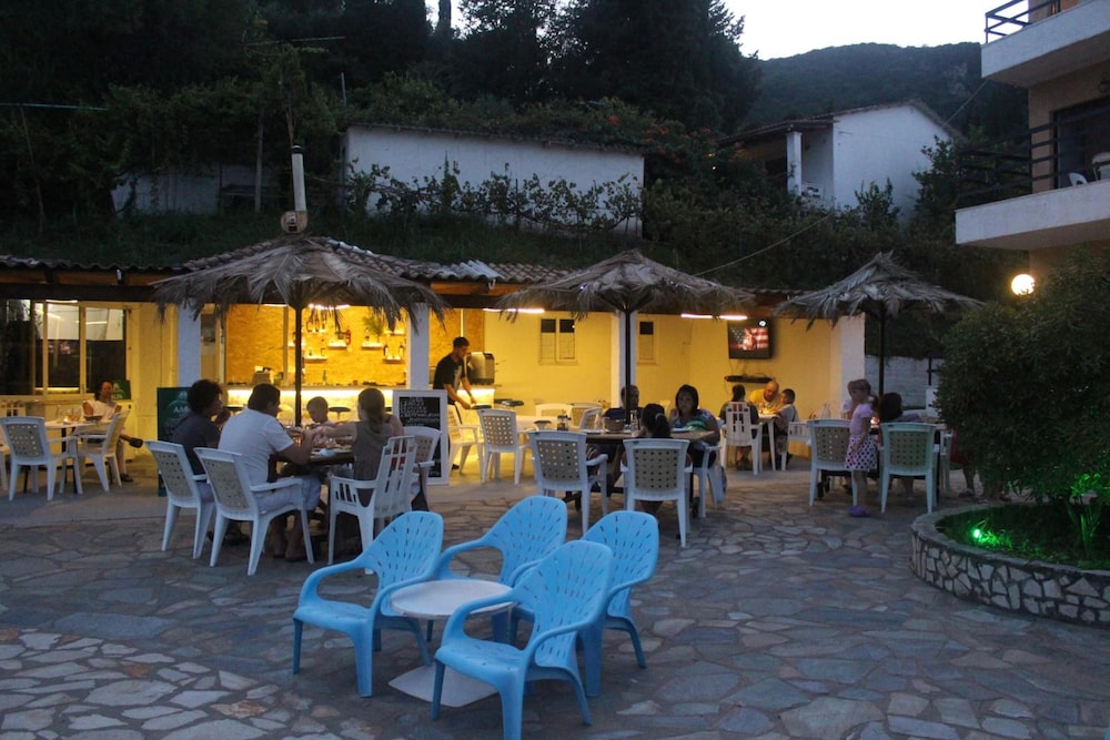 Le Mirage Hotel 7/51