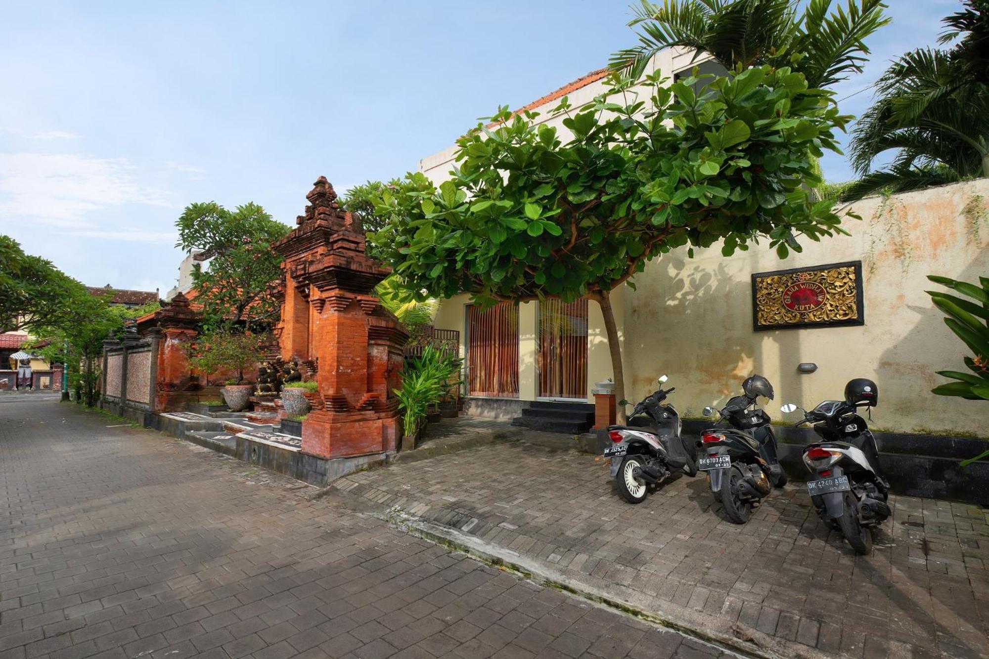 Graha Wedha Kuta 26/33