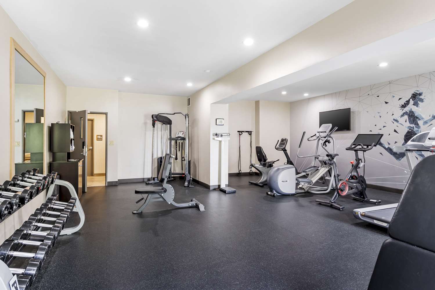 Best Western Plus Bourbonnais Hotel & Suites 4/15