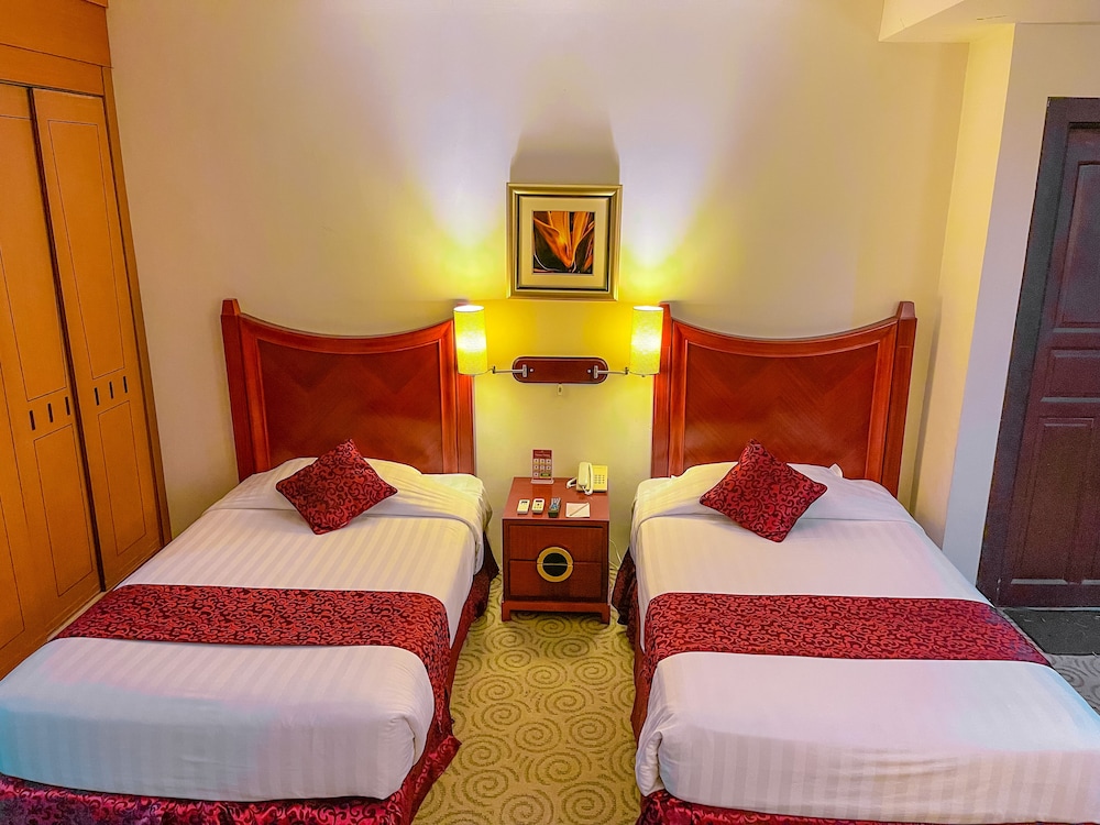DELUXE, TWIN BEDS