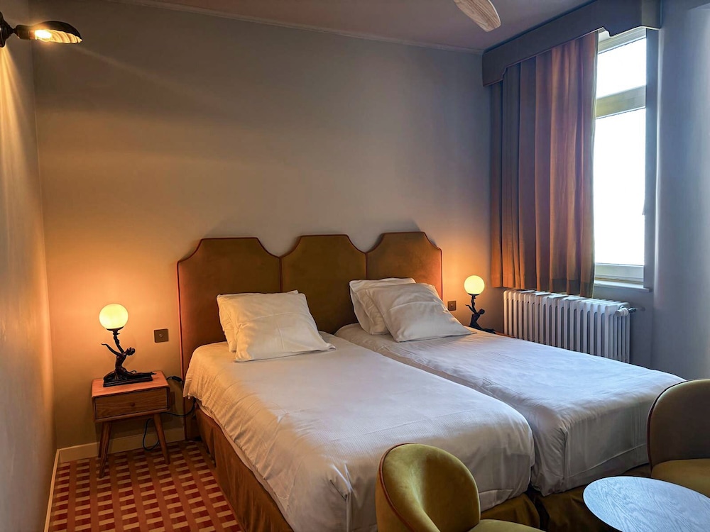غرفة بسريرين منفصلين، Hotel Le Berger 5/10