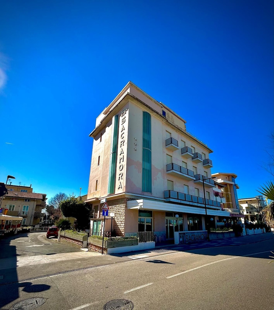 Hotel Sacramora photo3