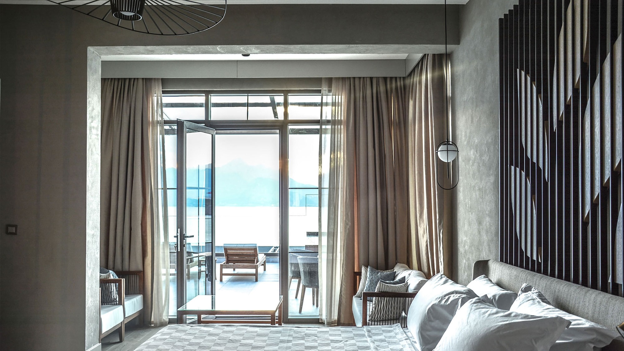 Infinity, Suite, King Bed
