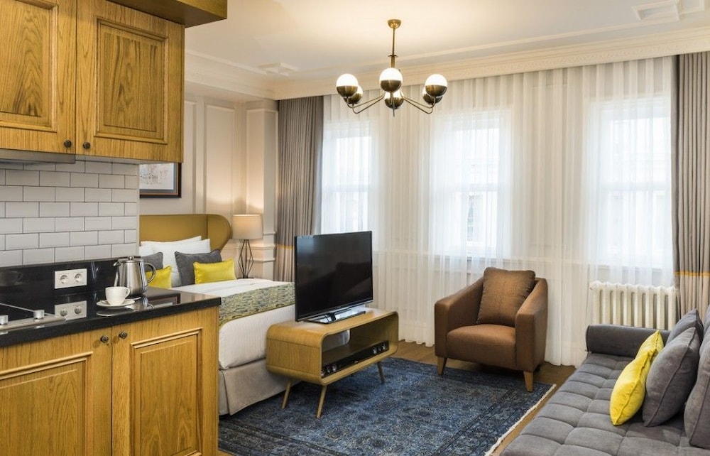 Nevv Bosphorus Hotel & Suites 46/68
