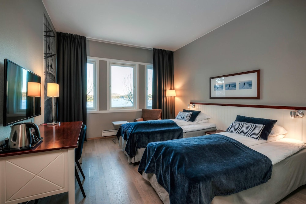 Compact, Standard, Twin Beds