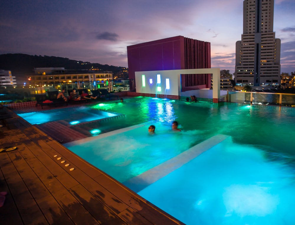 Sleep With Me Design Hotel at Patong 55/58
