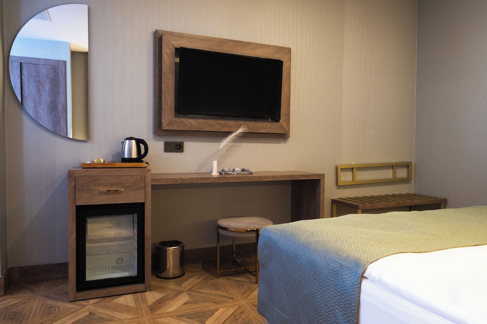 Buke Hotel Bomonti 58/62