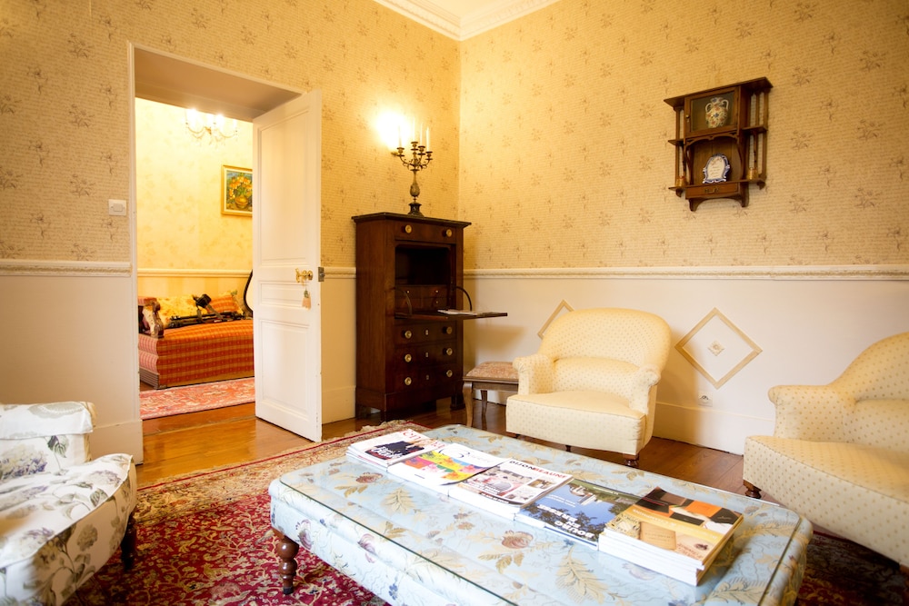 Hôtel La Villa Fleurie 33/69