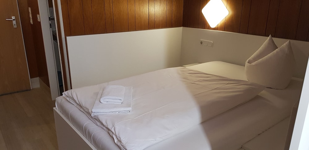 泰戈尔中央酒店(Central-Hotel Tegel) 图片2