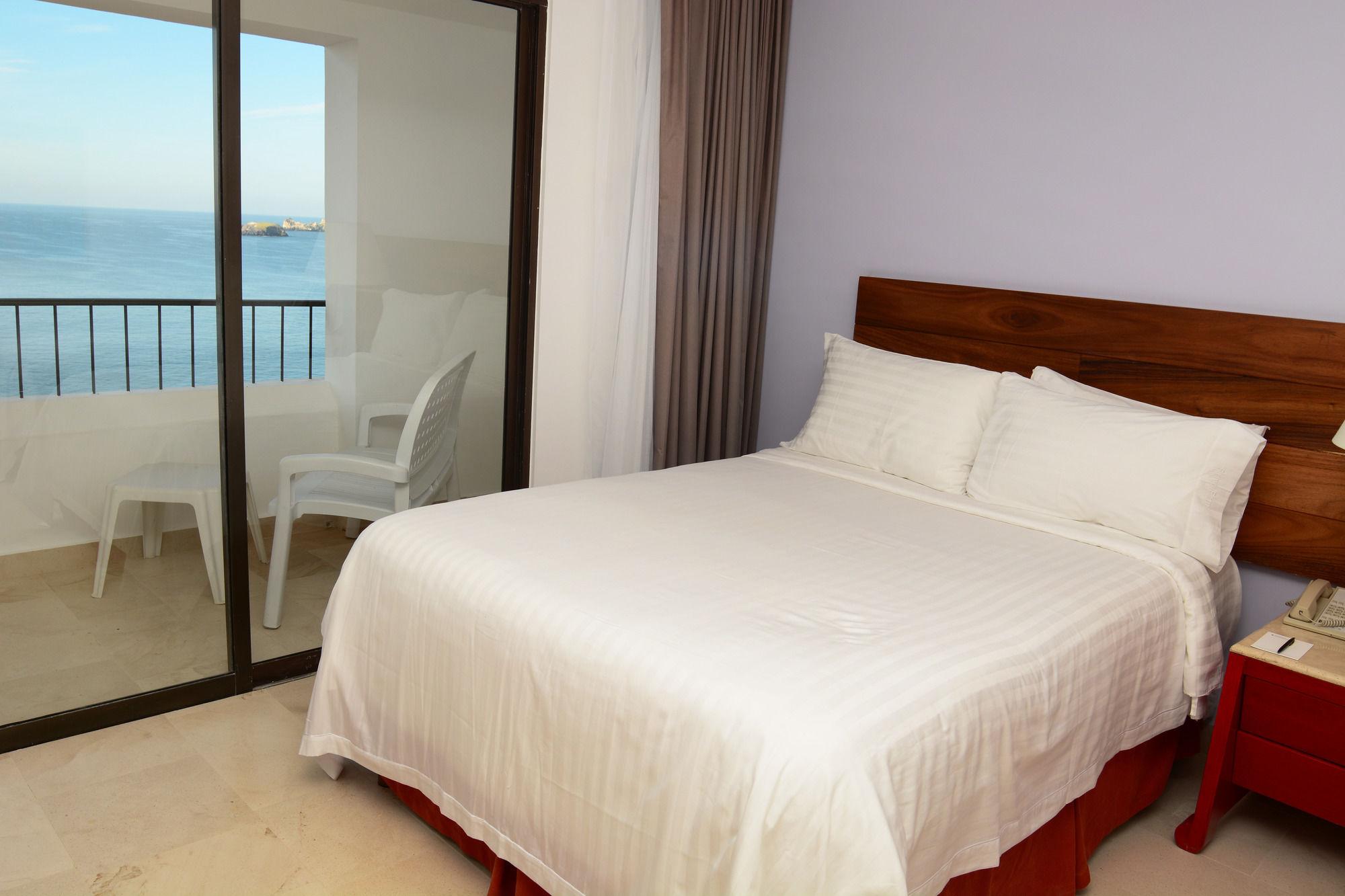 Deluxe, Ocean View