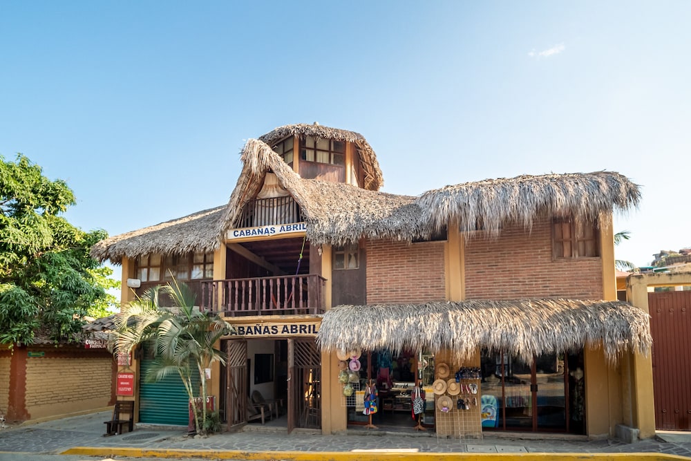OYO Cabanas Abril Mazunte in MAZUNTE