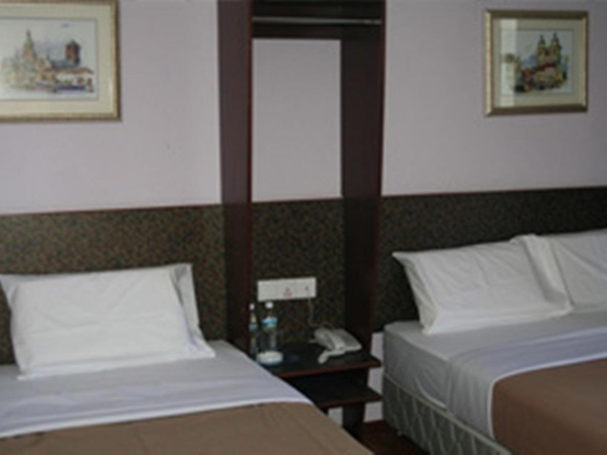 Aristo Hotel At Putatan 14/56