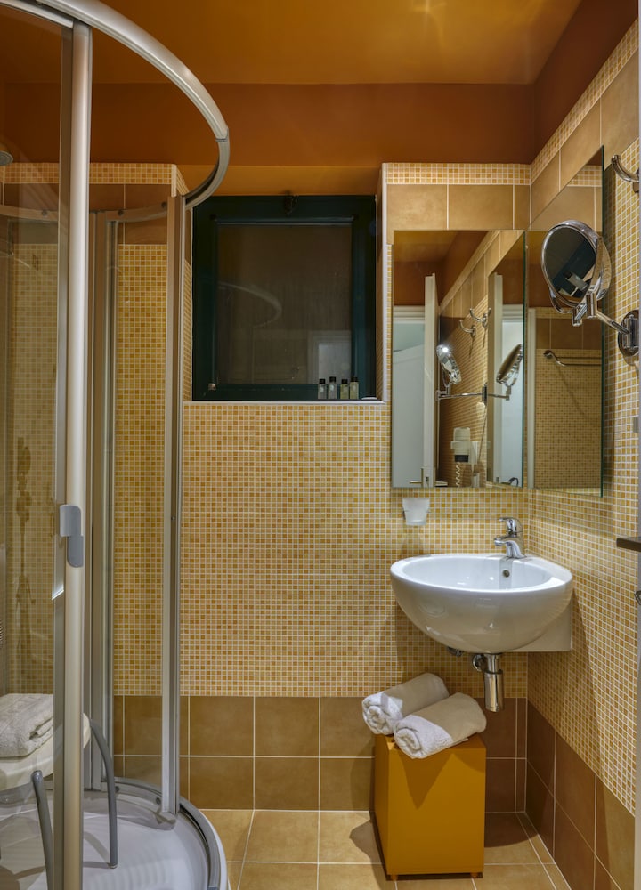 Design, Queen Bed, Thomais Boutique Hotel - Adults Only 5/5