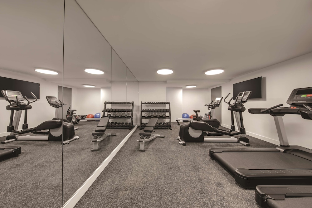 Vibe Hotel Sydney Darling Harbour 36/52