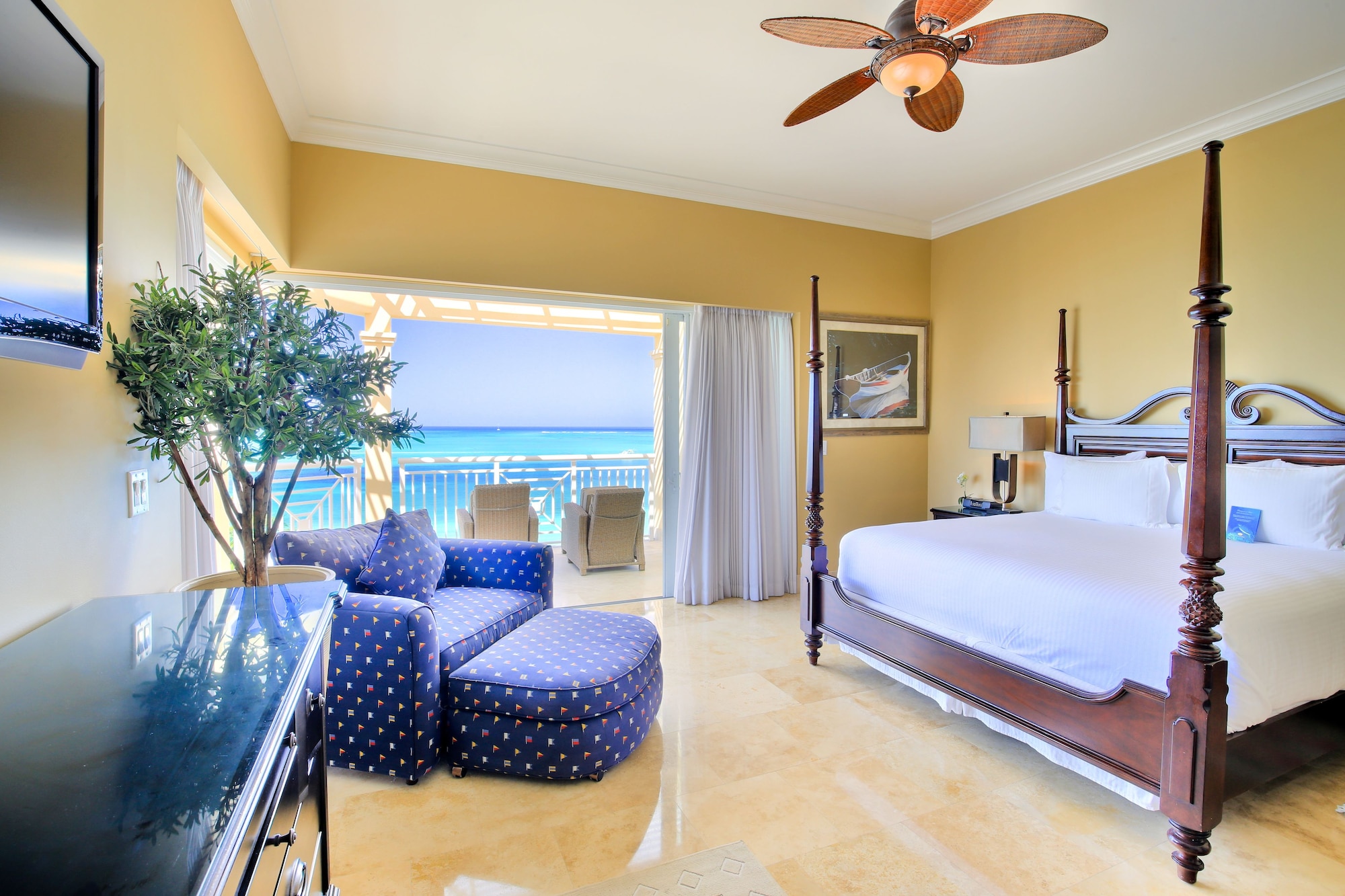 1 BEDROOM, VILLA, OCEAN FRONT, TERRACE
