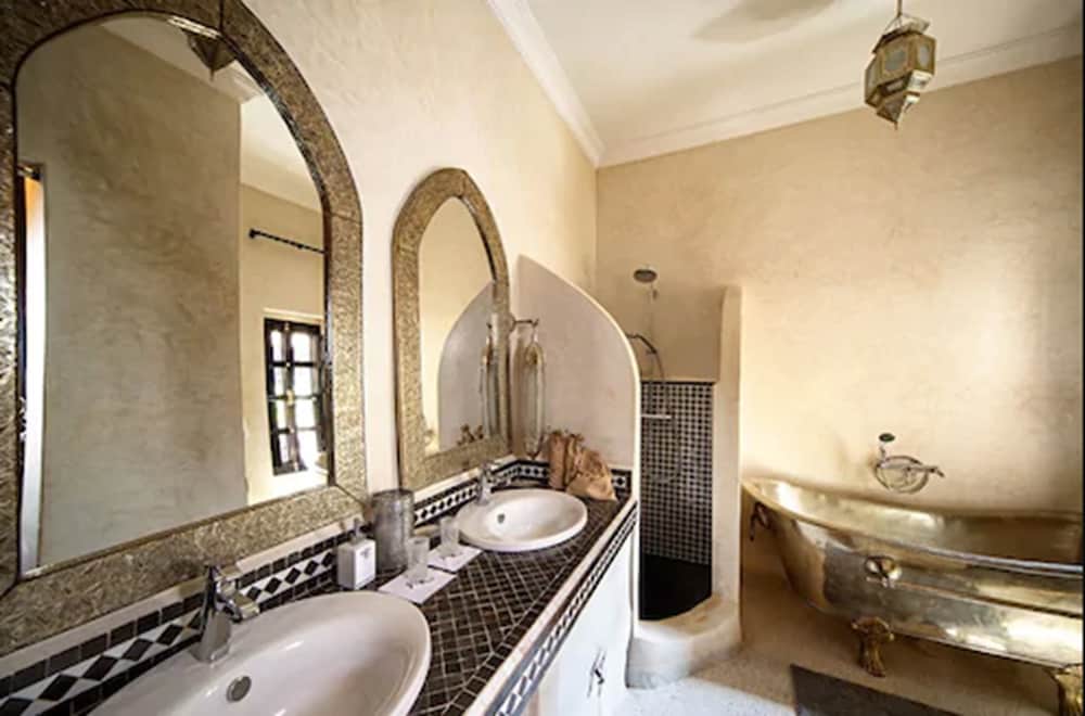 Riad Kheirredine 22/69