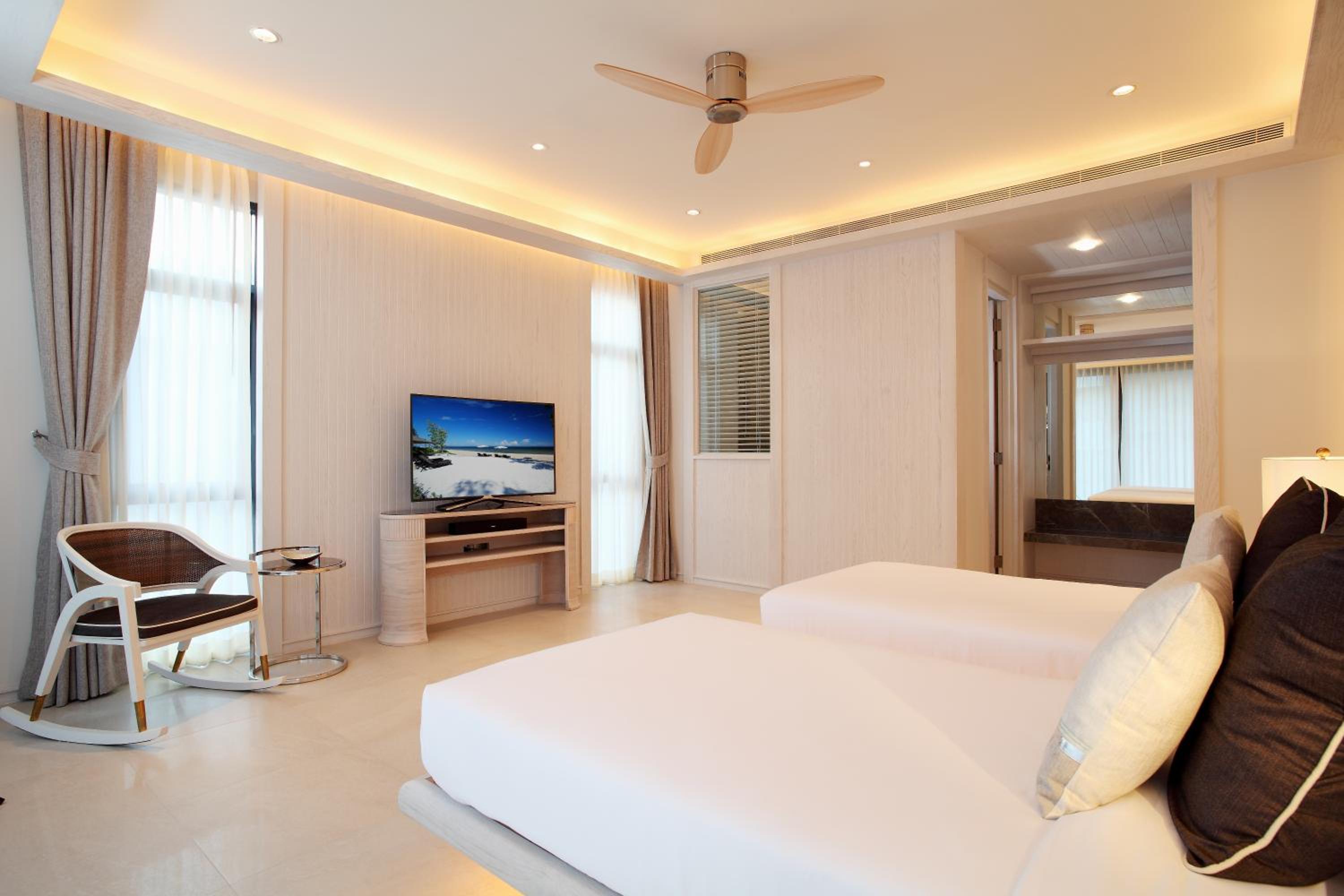 POOL, 5 BEDROOMS, LUXURY, VILLA